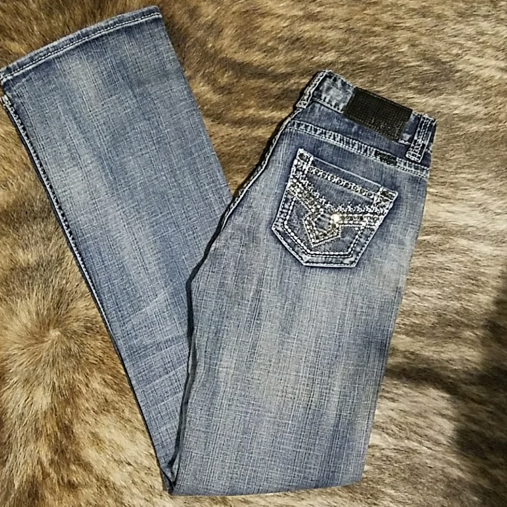 28 X 36 Rock and Roll Cowgirl Jeans
